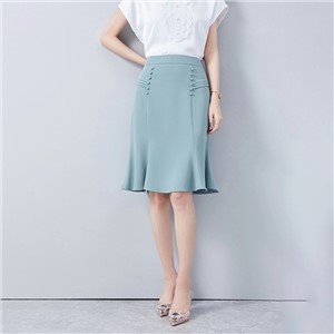 Skirt Pendek Pepejal Wanita